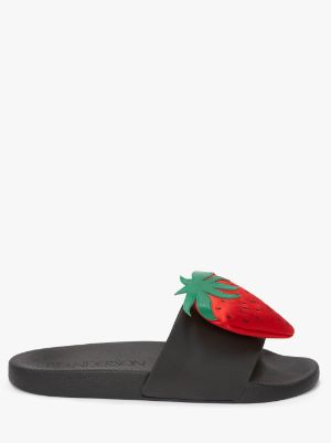 Gucci slides with online strawberries