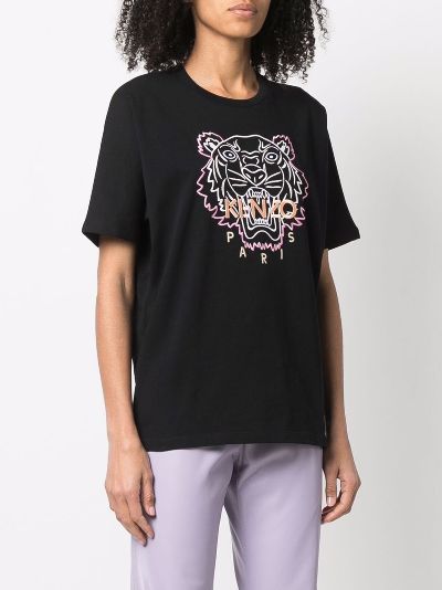 embroidered logo graphic tee