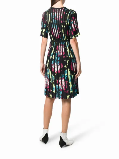 button dress with pockets