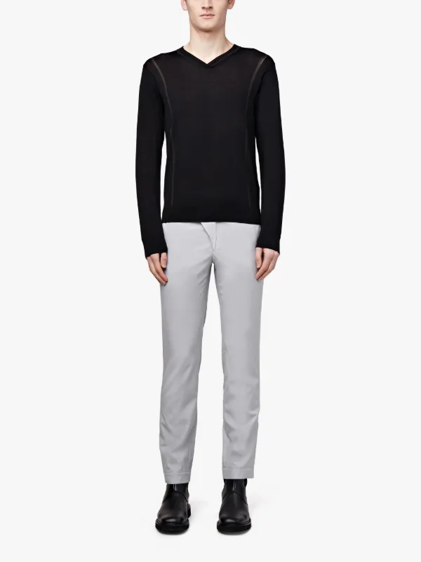 Black 0002 V-Neck Sweater | Mackintosh