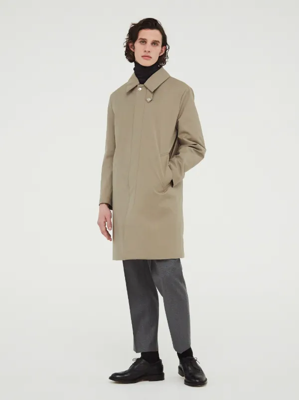 single-breasted collared coat