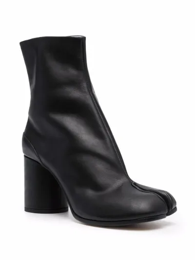 tabi toe boots