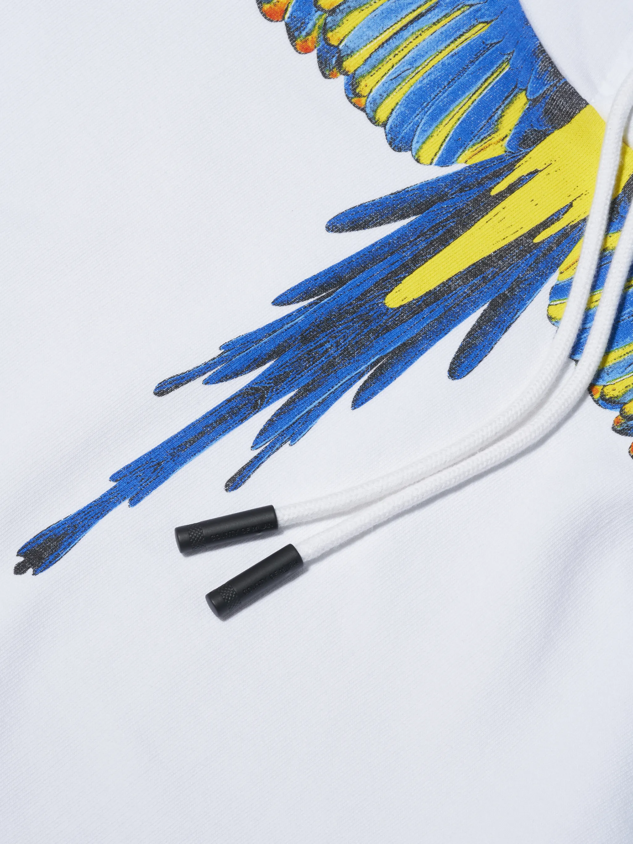 White/blue cotton Wings-print hoodie from Marcelo Burlon County of Milan featuring drawstring hood, wings print, long sleeves and front pouch pocket.