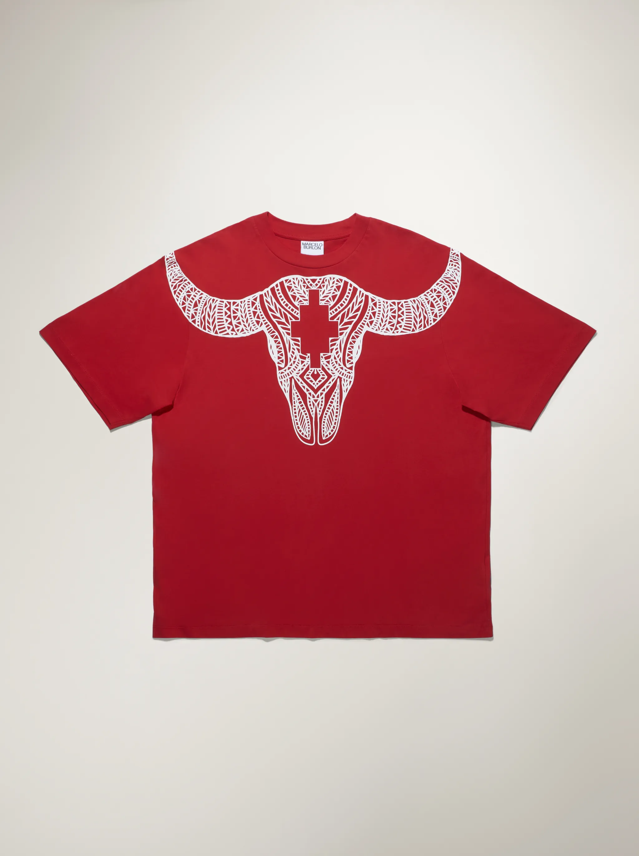 Red cotton buffalo-print cotton T-shirt from Marcelo Burlon County of Milan featuring graphic print, crew neck, short sleeves and straight hem.