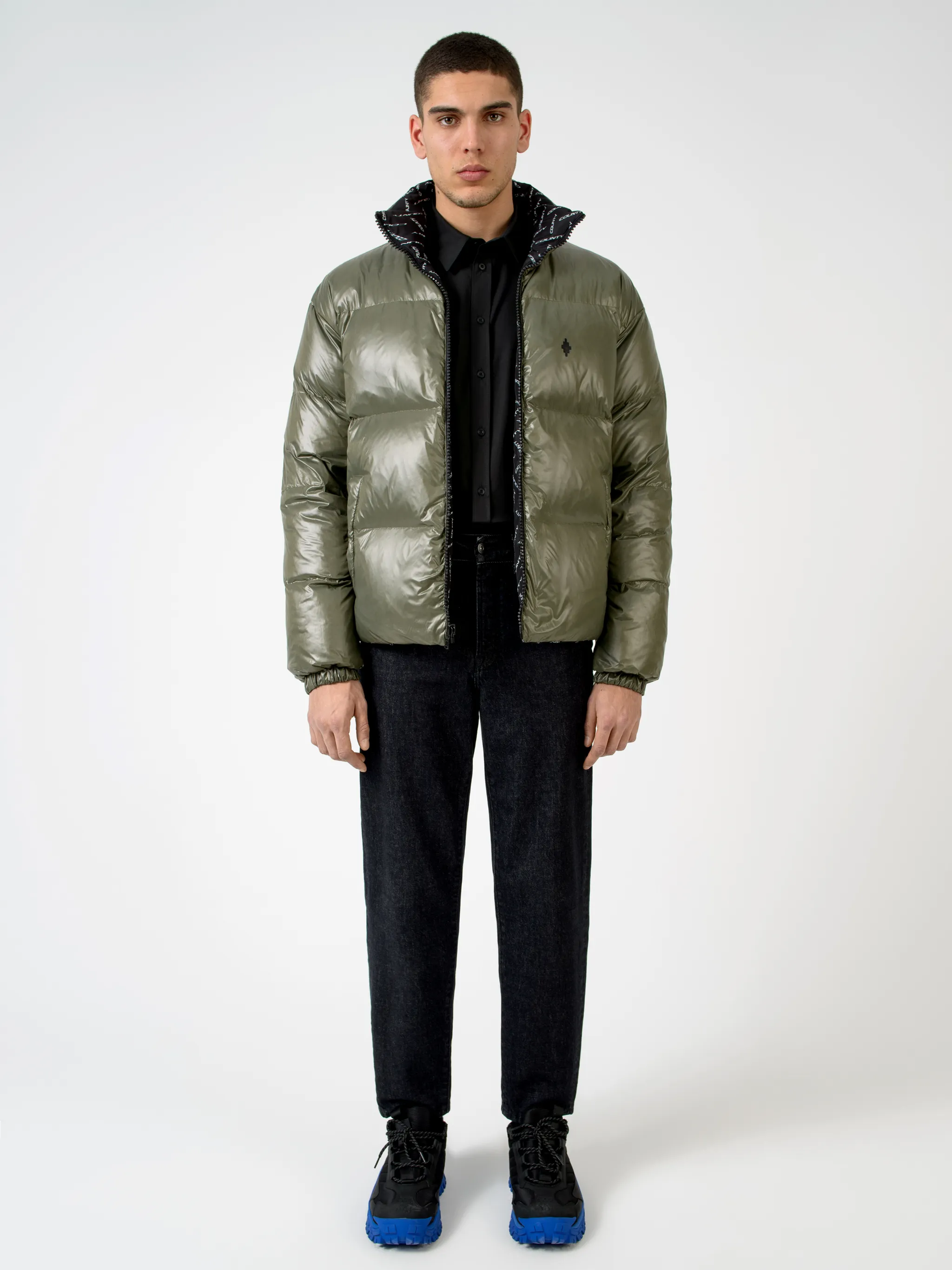 Black/white County logo print padded jacket from Marcelo Burlon County of Milan featuring all-over logo print, padded design, high neck, front zip fastening, two side patch pockets, long sleeves and straight hem.
