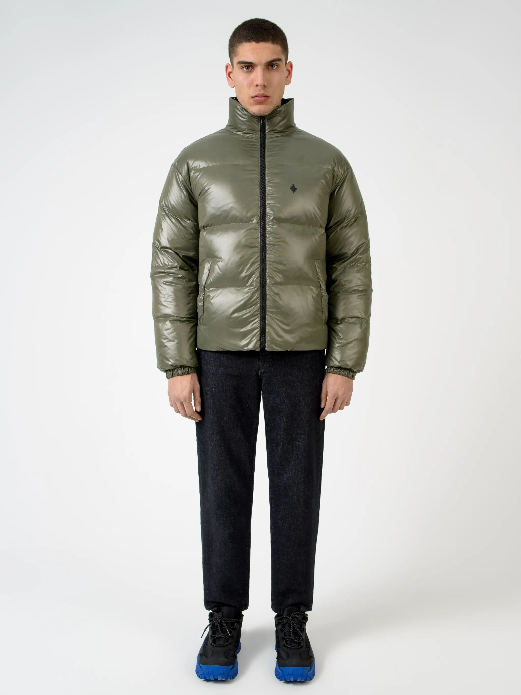 Black/white County logo print padded jacket from Marcelo Burlon County of Milan featuring all-over logo print, padded design, high neck, front zip fastening, two side patch pockets, long sleeves and straight hem.