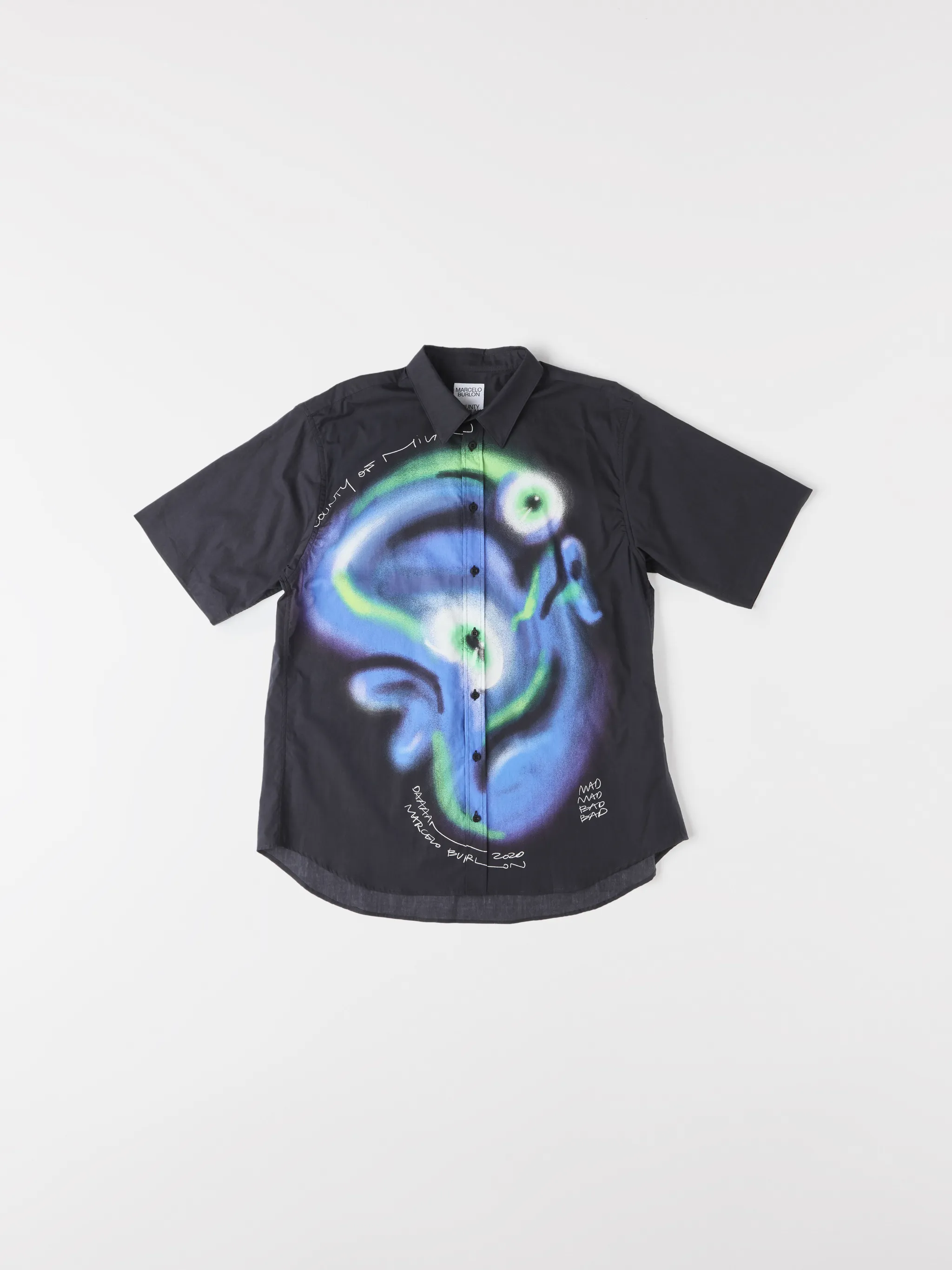 Black/multicolour cotton Mad Face graphic print shirt from Marcelo Burlon County of Milan featuring graphic print, straight-point collar, front button fastening, short sleeves and straight hem.