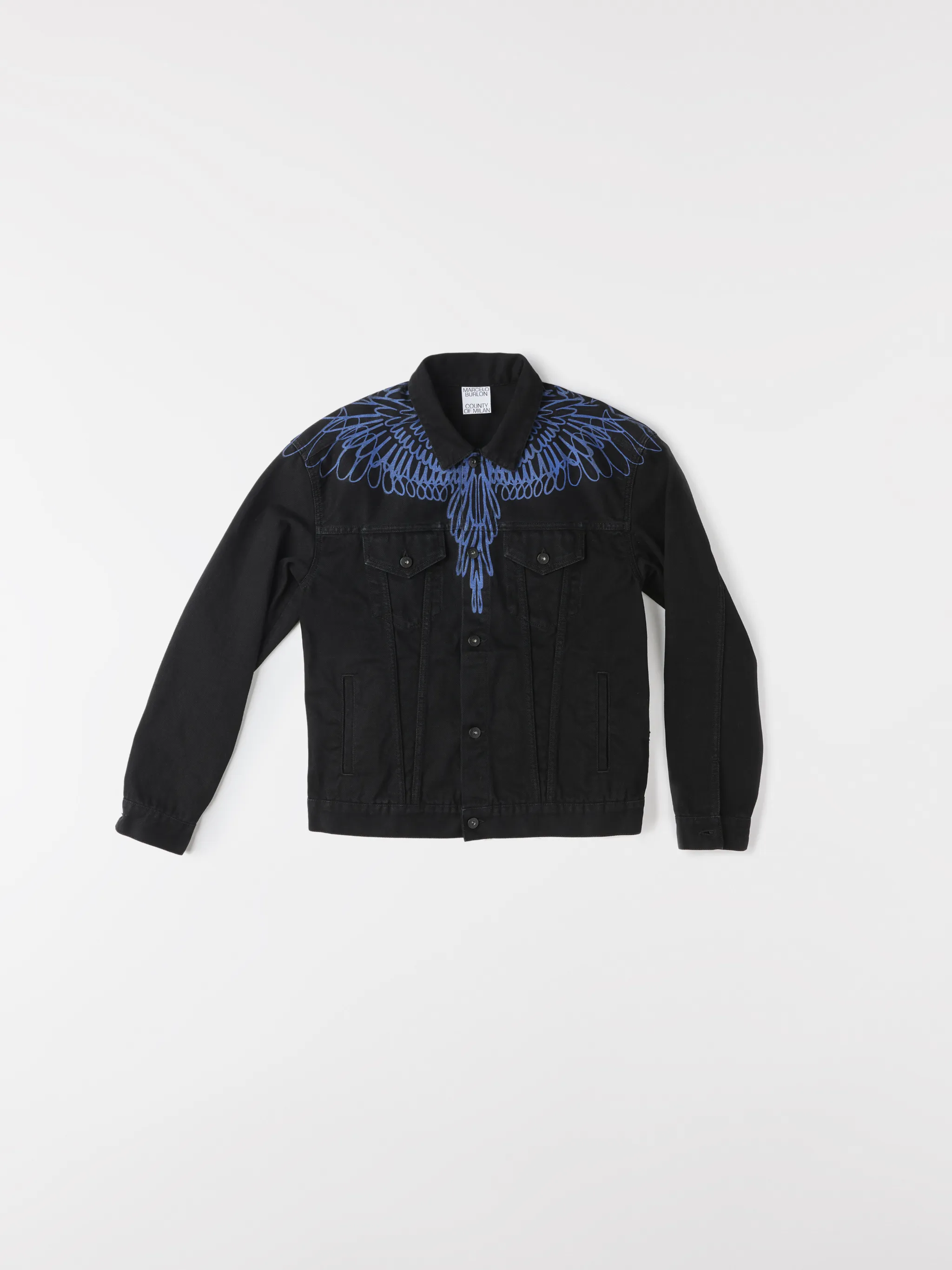 Black/blue cotton Pictorial Wings denim jacket from Marcelo Burlon County of Milan featuring wings print, front button placket, two chest flap pockets, two side slit pockets, long sleeves, buttoned cuffs and logo patch to the rear.