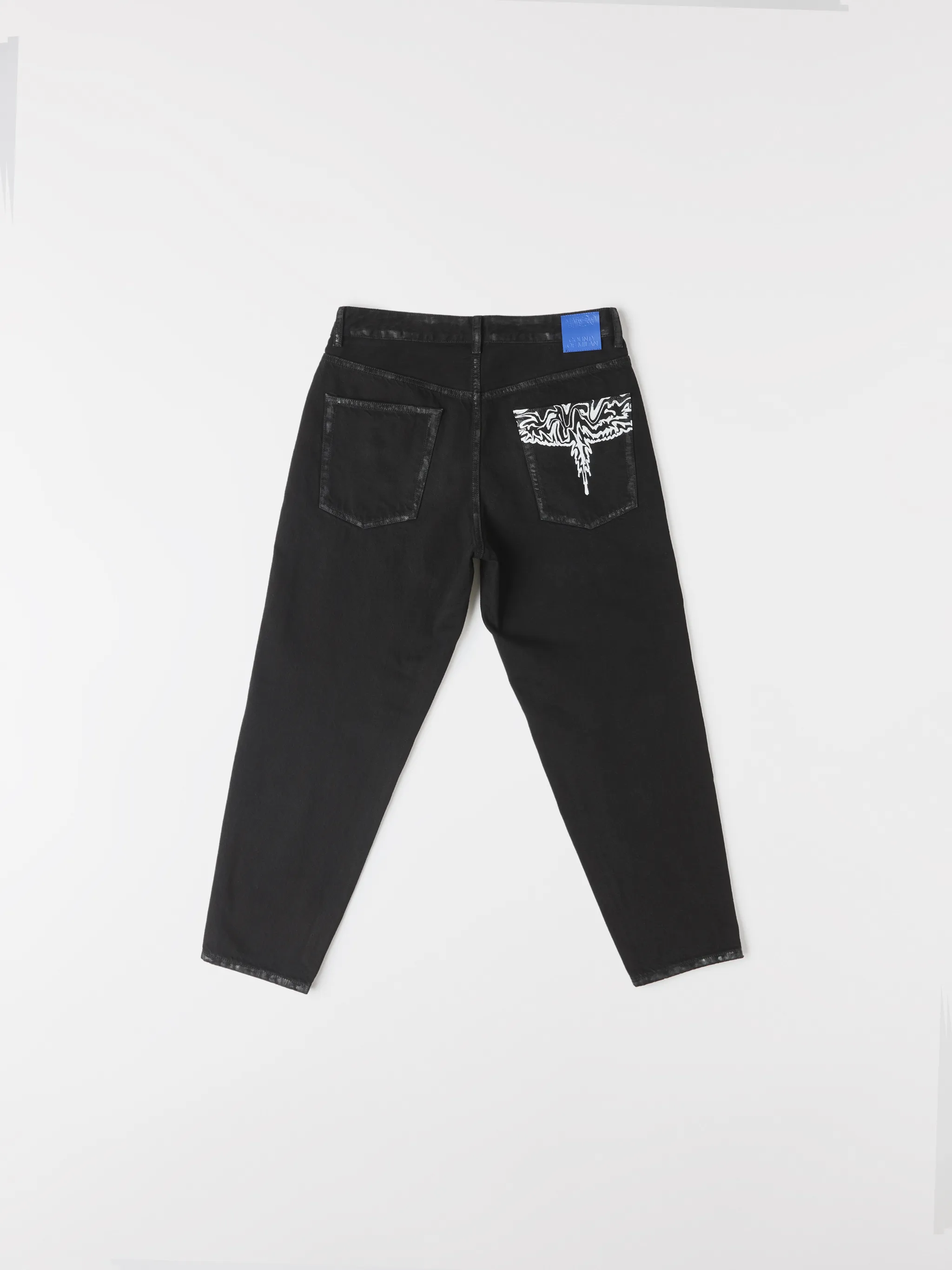 Black cotton Wings straight-leg jeans from Marcelo Burlon County of Milan featuring wings print, logo patch to the rear, belt loops, mid-rise, front button and zip fastening, straight leg and classic five pockets.