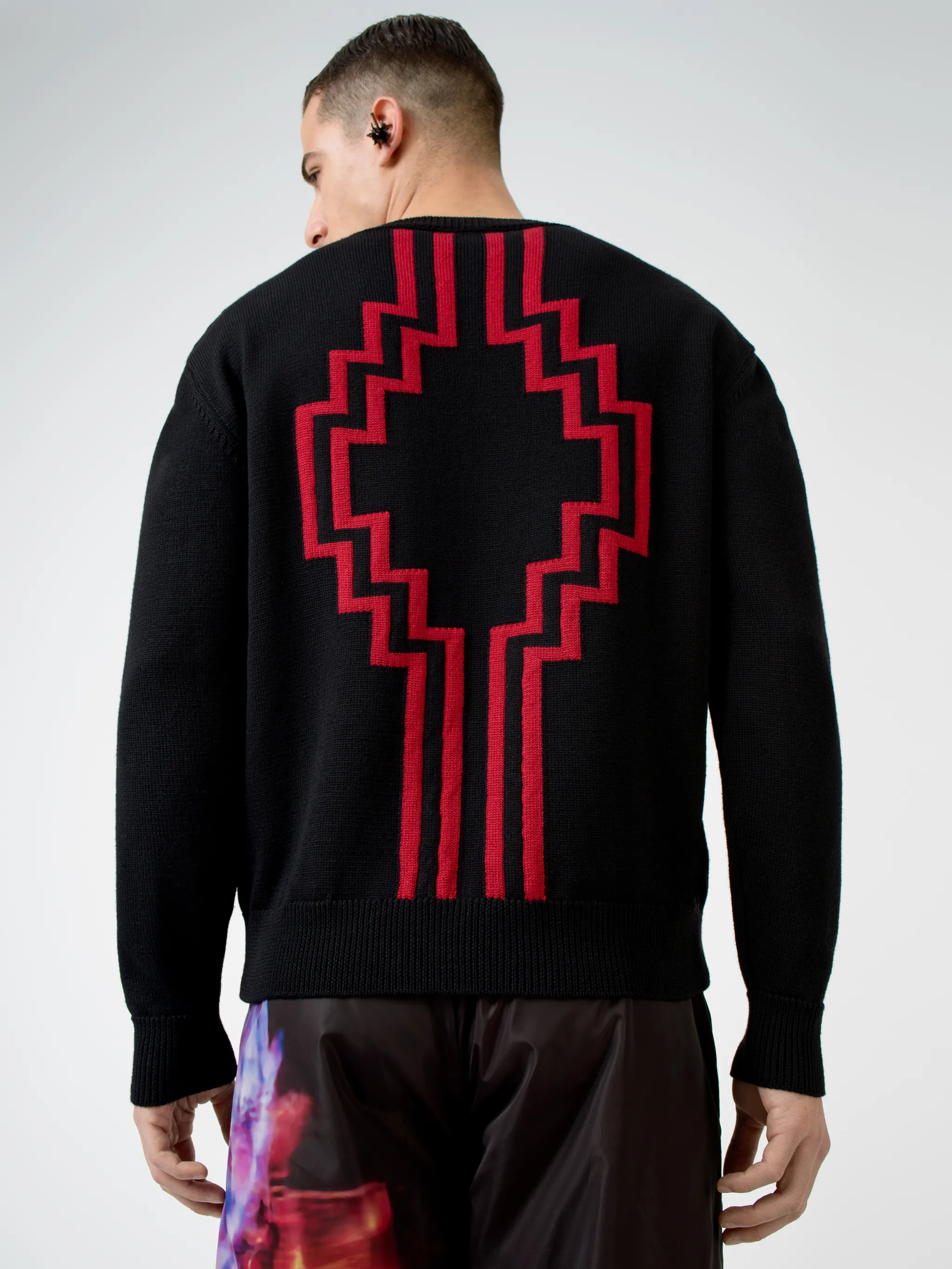 Black cotton Rural Cross crew-neck sweatshirt from Marcelo Burlon County of Milan featuring embroidered logo at the chest, appliqué detail, ribbed edge, crew neck, long sleeves and straight hem.