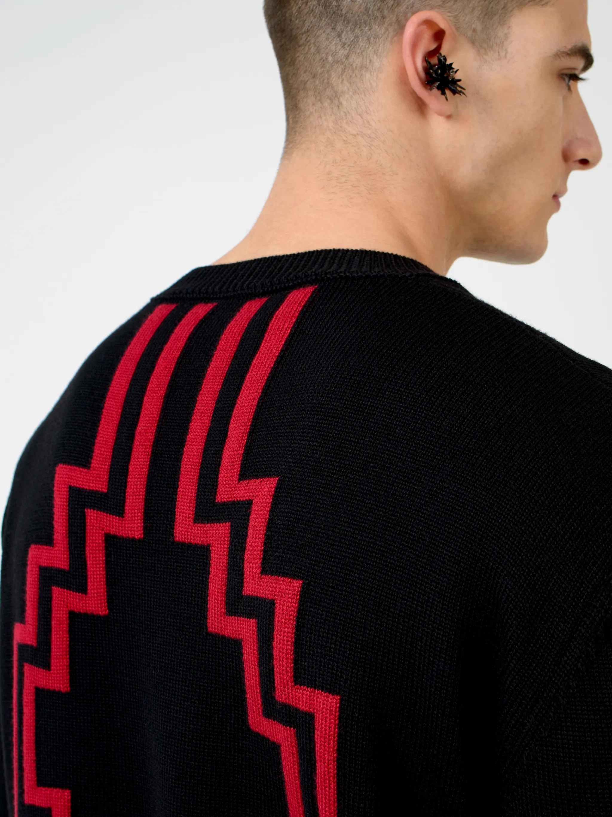 Black cotton Rural Cross crew-neck sweatshirt from Marcelo Burlon County of Milan featuring embroidered logo at the chest, appliqué detail, ribbed edge, crew neck, long sleeves and straight hem.