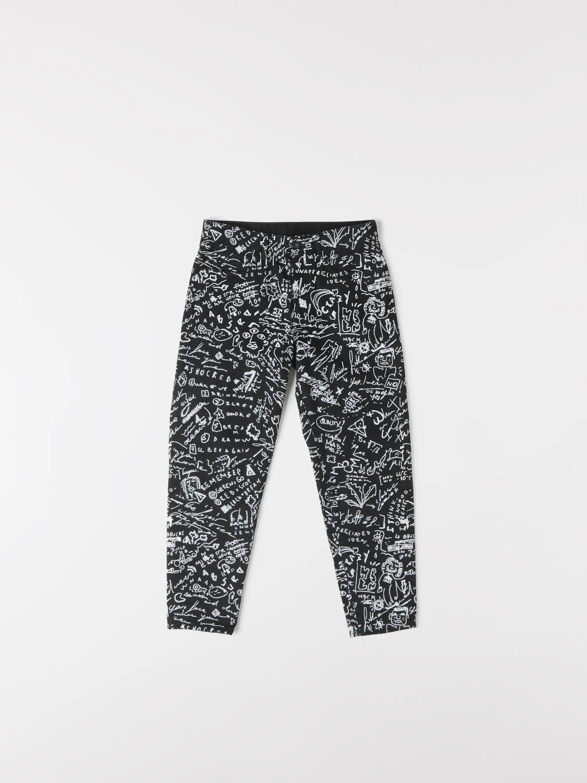 Black/white cotton-blend sketches print slim-fit jeans from Marcelo Burlon County of Milan featuring all-over logo print, slim cut, belt loops, front button fastening and tonal stitching.