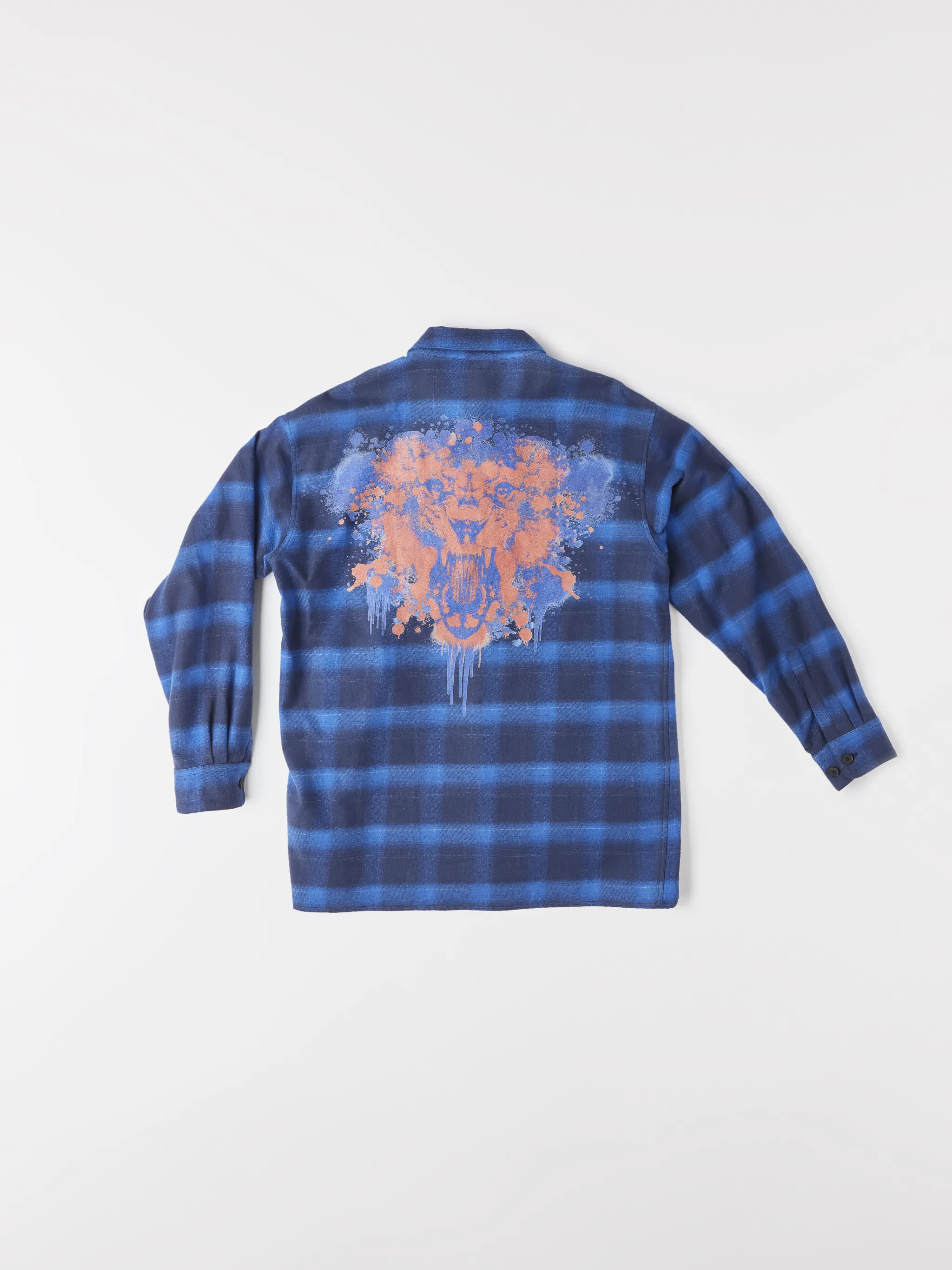 Blue/black cotton Tiger check-pattern shirt from Marcelo Burlon County of Milan featuring check pattern, tiger print, logo print at the chest, classic collar, front button fastening, long sleeves, buttoned cuffs and straight hem.