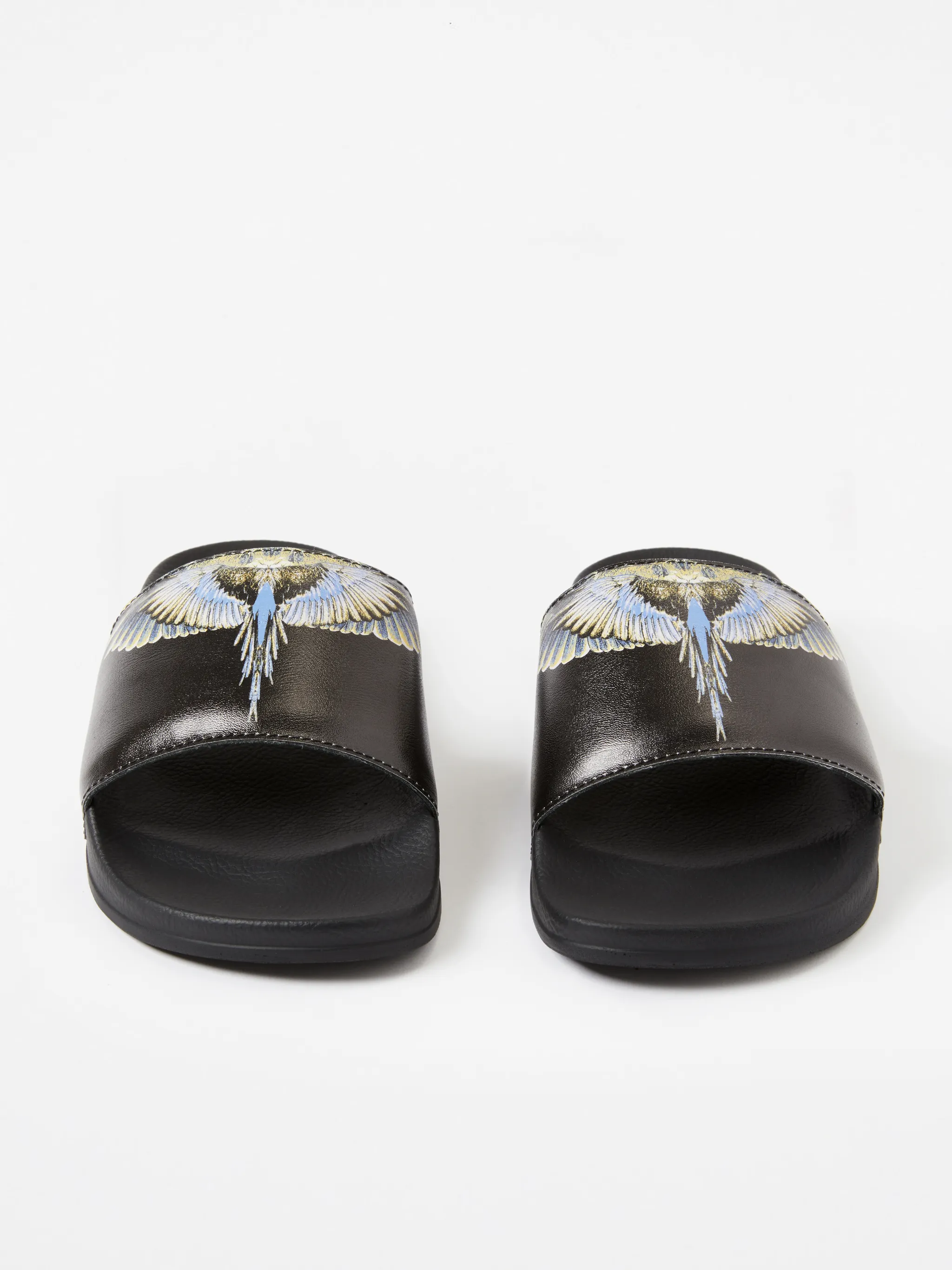 Black/multicolour leather wing print sandals from Marcelo Burlon County of Milan featuring slip-on style and feather print.