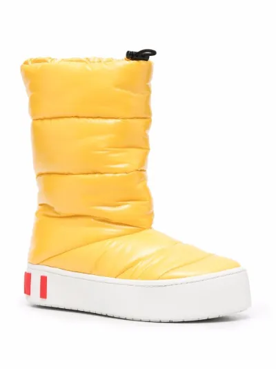 padded snow boots