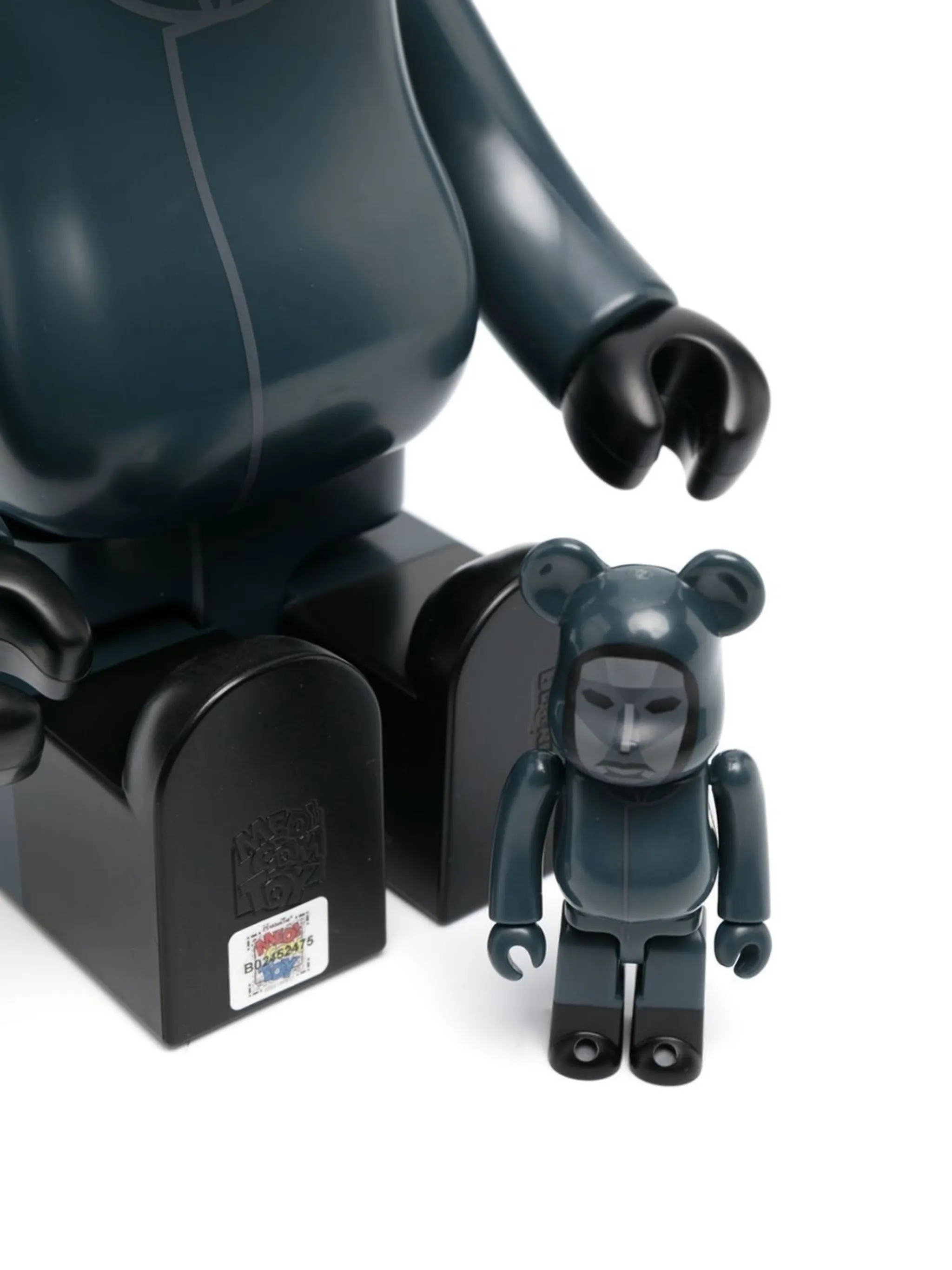 Squid Game BE@RBRICK 100% + 400% figure set | MEDICOM TOY | Eraldo.com US