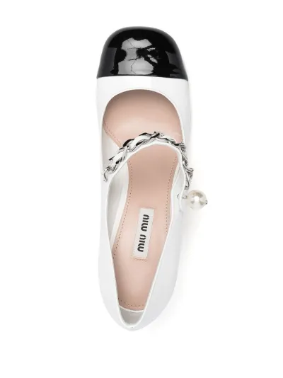 round toe chunky heel