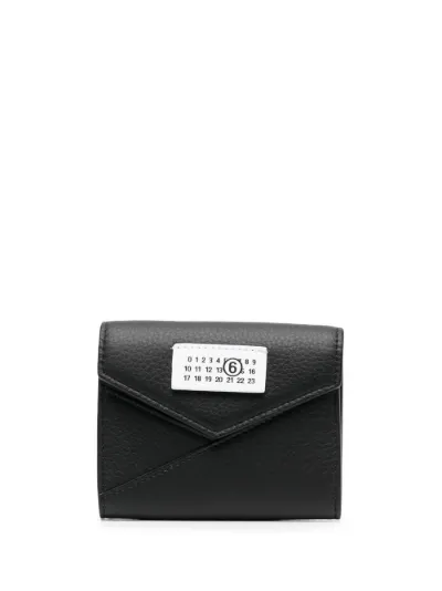 【MM6】Logo Zip Around Wallet ★送料関税込★追跡可能★ 20144975_51031815_600.jpg