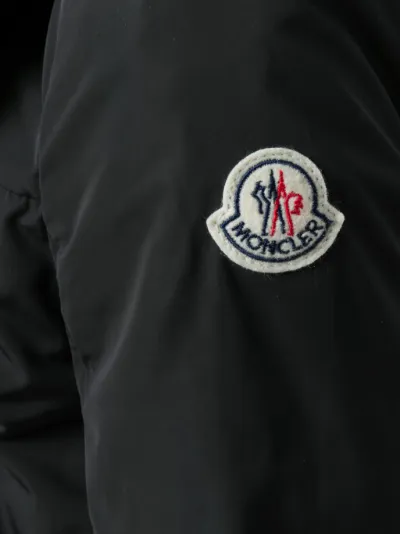 disthelon moncler