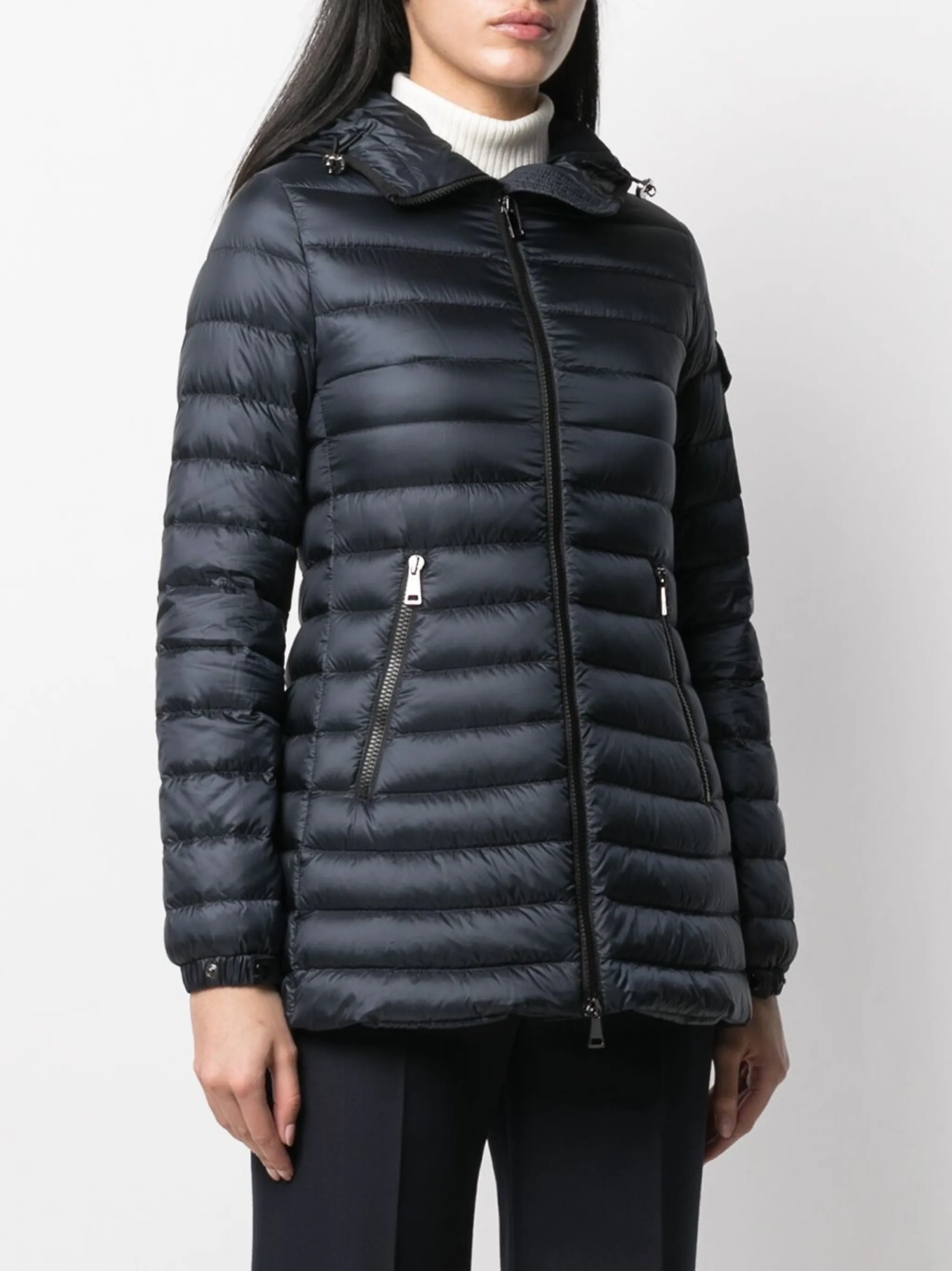 Moncler logo-patch puffer jacket | Eraldo.com US