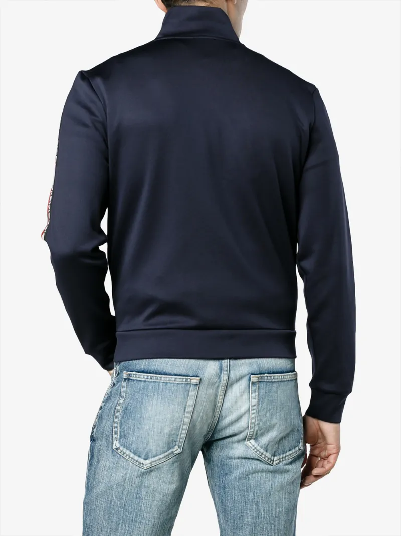service client moncler service client moncler