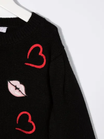 jumper with lips