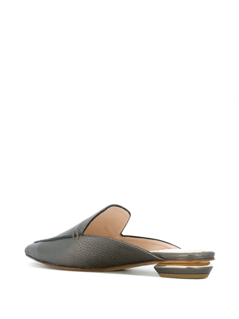 BEYA Flat Mule