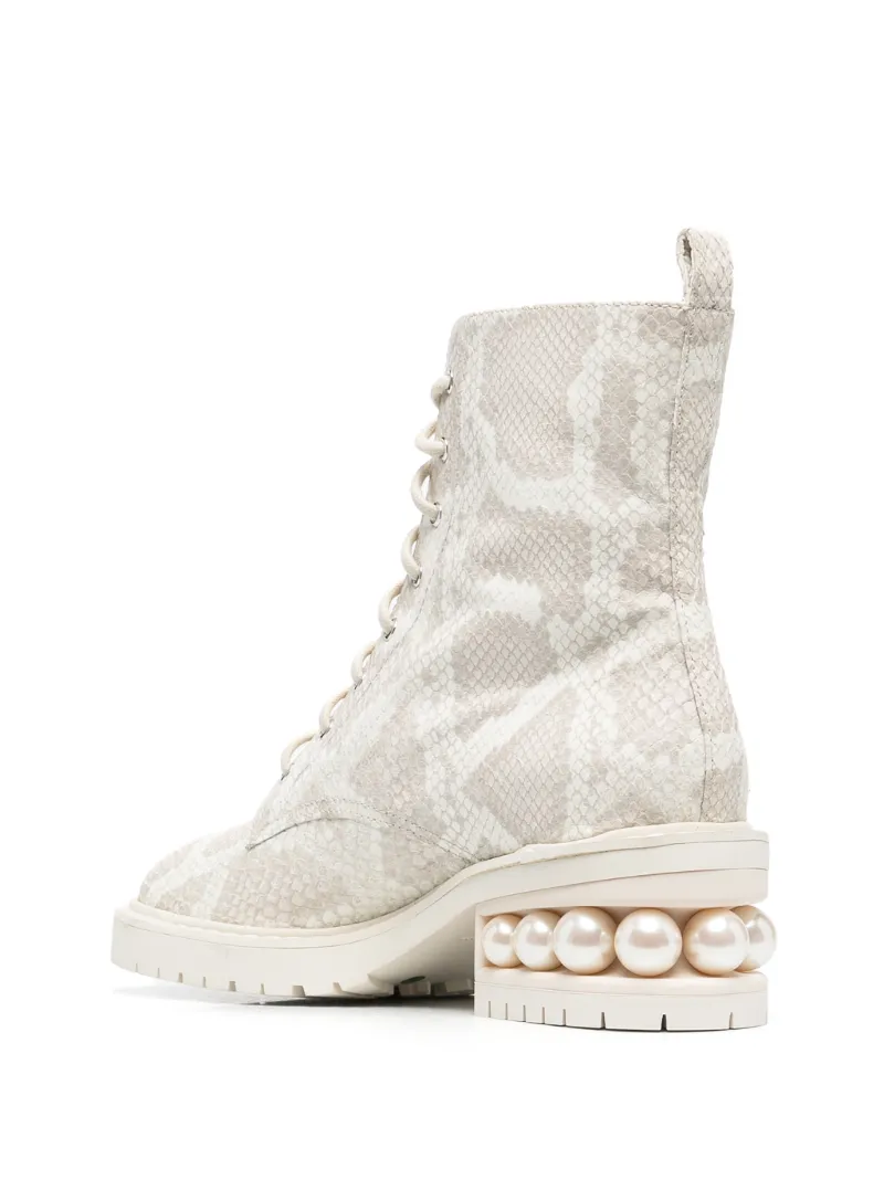 botines con efecto de piel de serpiente in neutro | Nicholas Kirkwood
