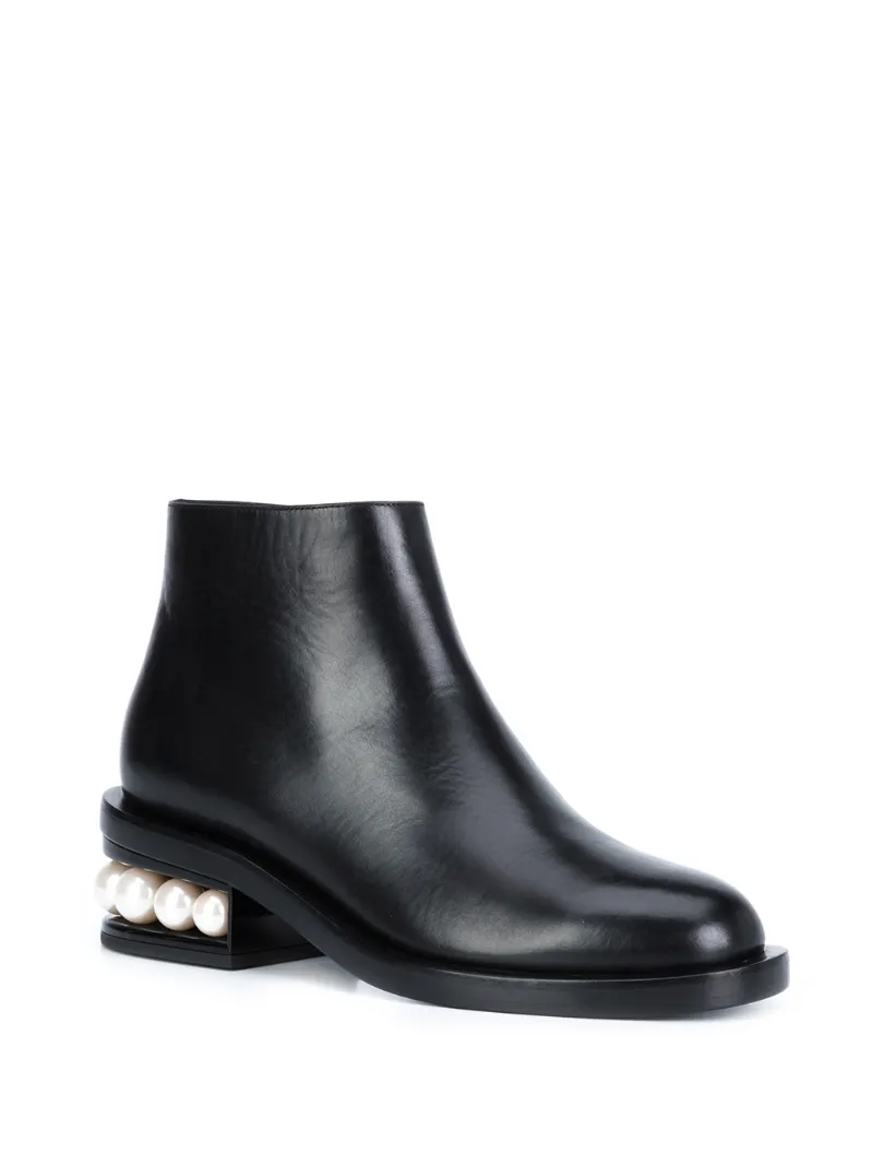 boots with pearl heel