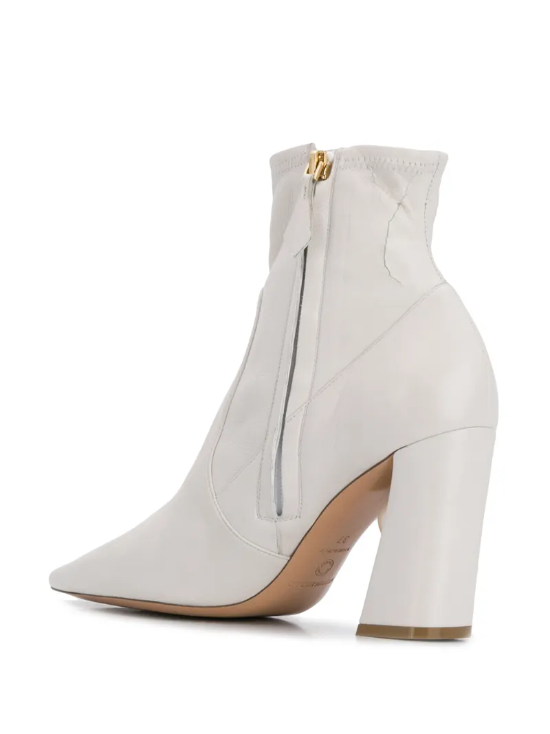 MIRI Stretch Boot
