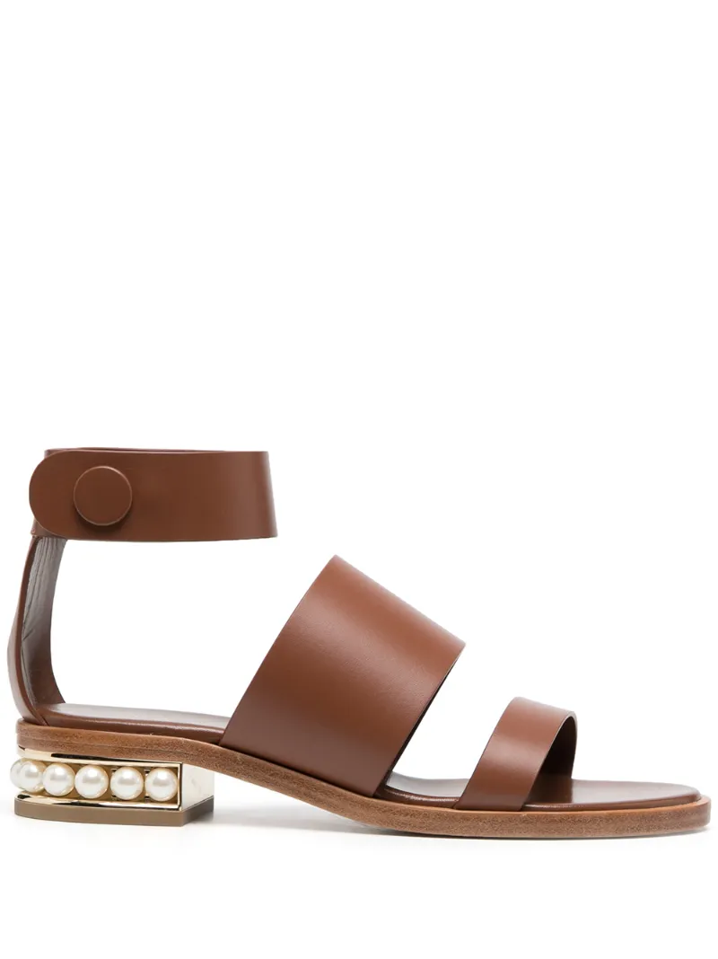 sandalias marrones tacon
