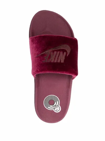 Velvet discount nike slides