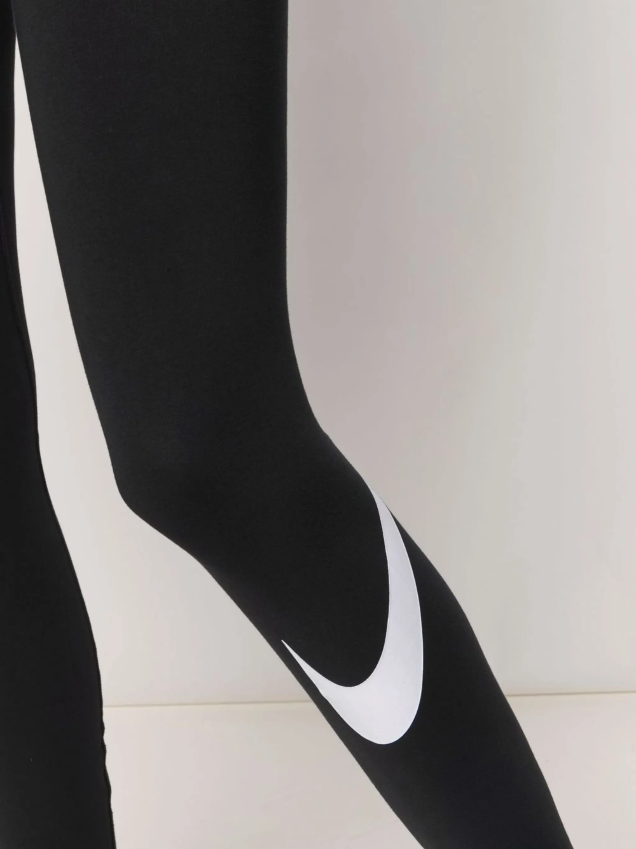 Leggings nike logo on sale