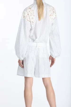 belted pleated shorts