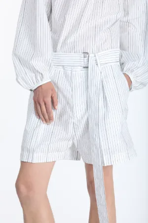 belted pleated shorts