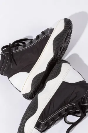 Bonnie Sneakers