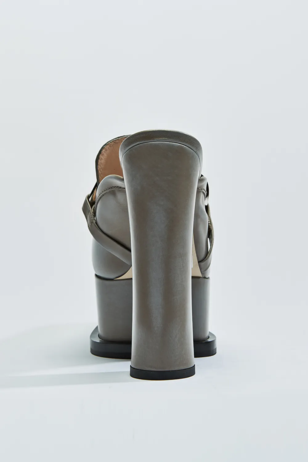 tan chain mule