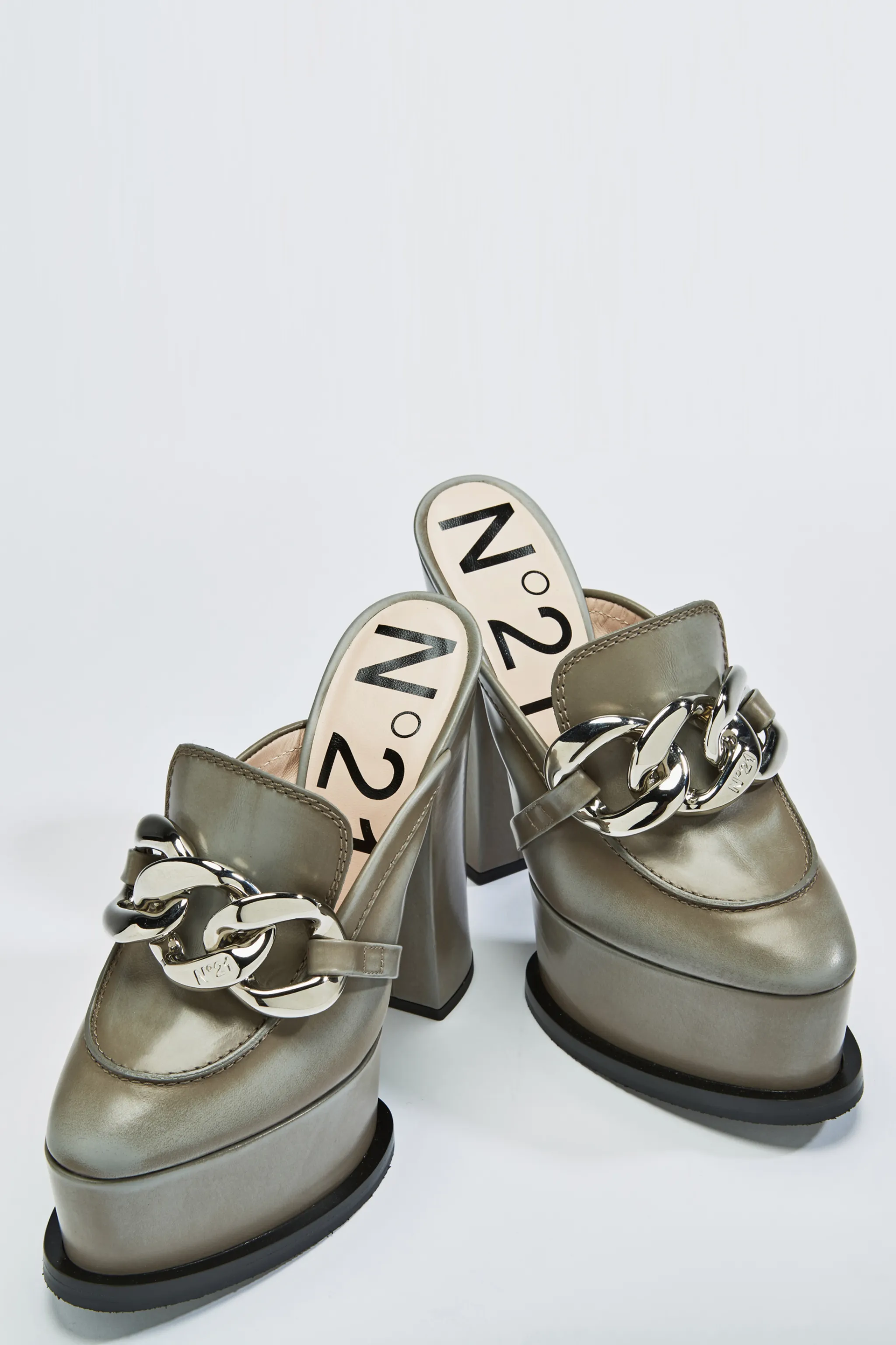 Chunky ChainEmbellished Platform Mules in green N°21 Official