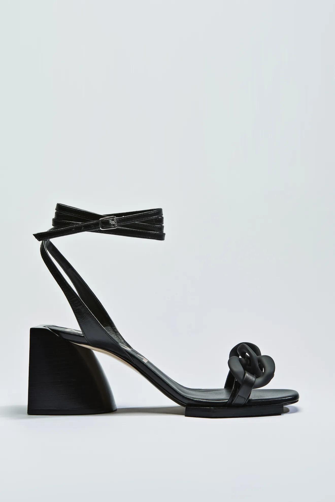 no 21 sandals