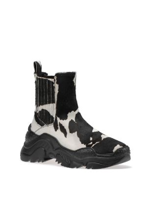 cow-print leather ankle boots in black 