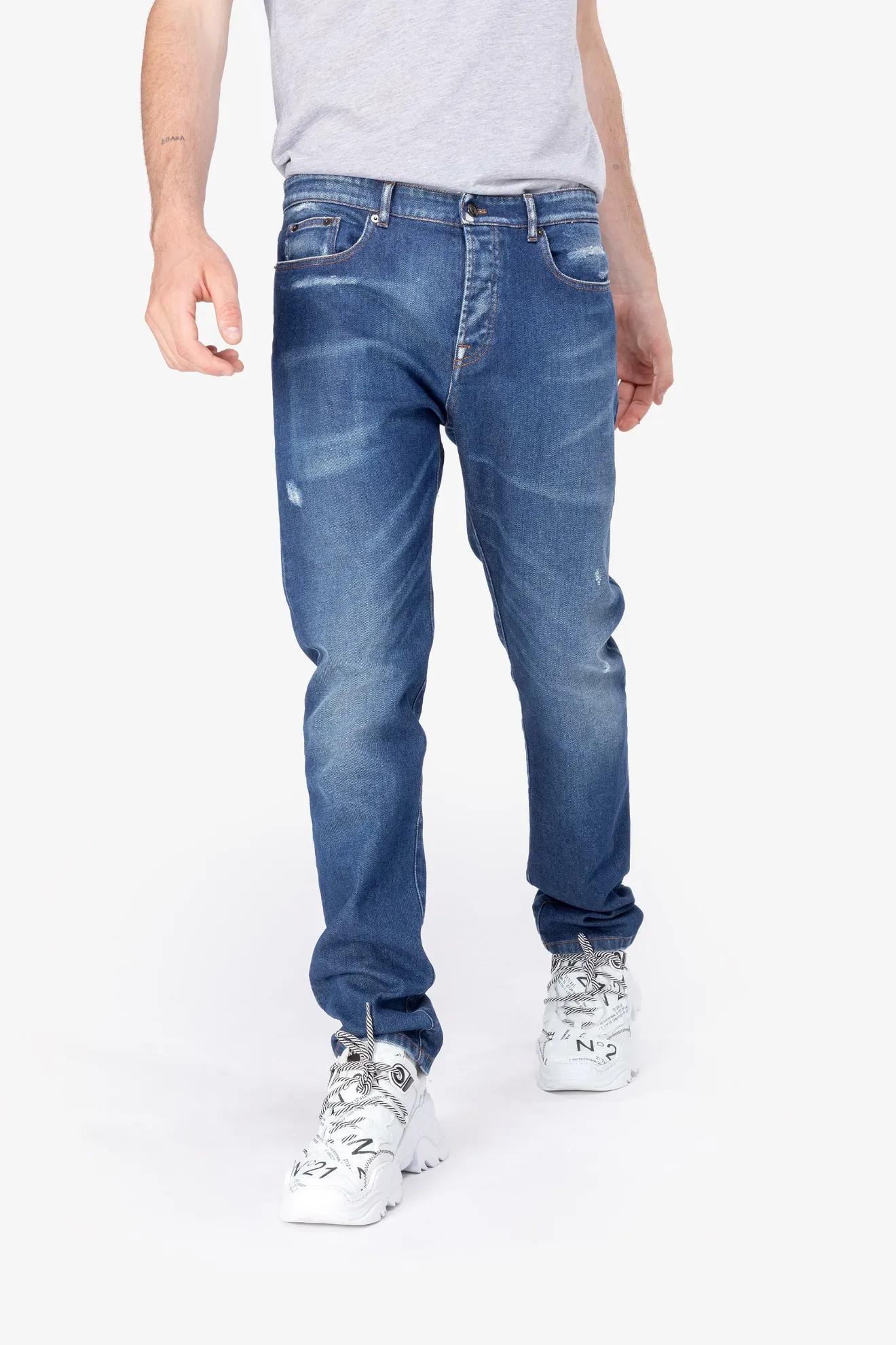 distressed straight leg jeans