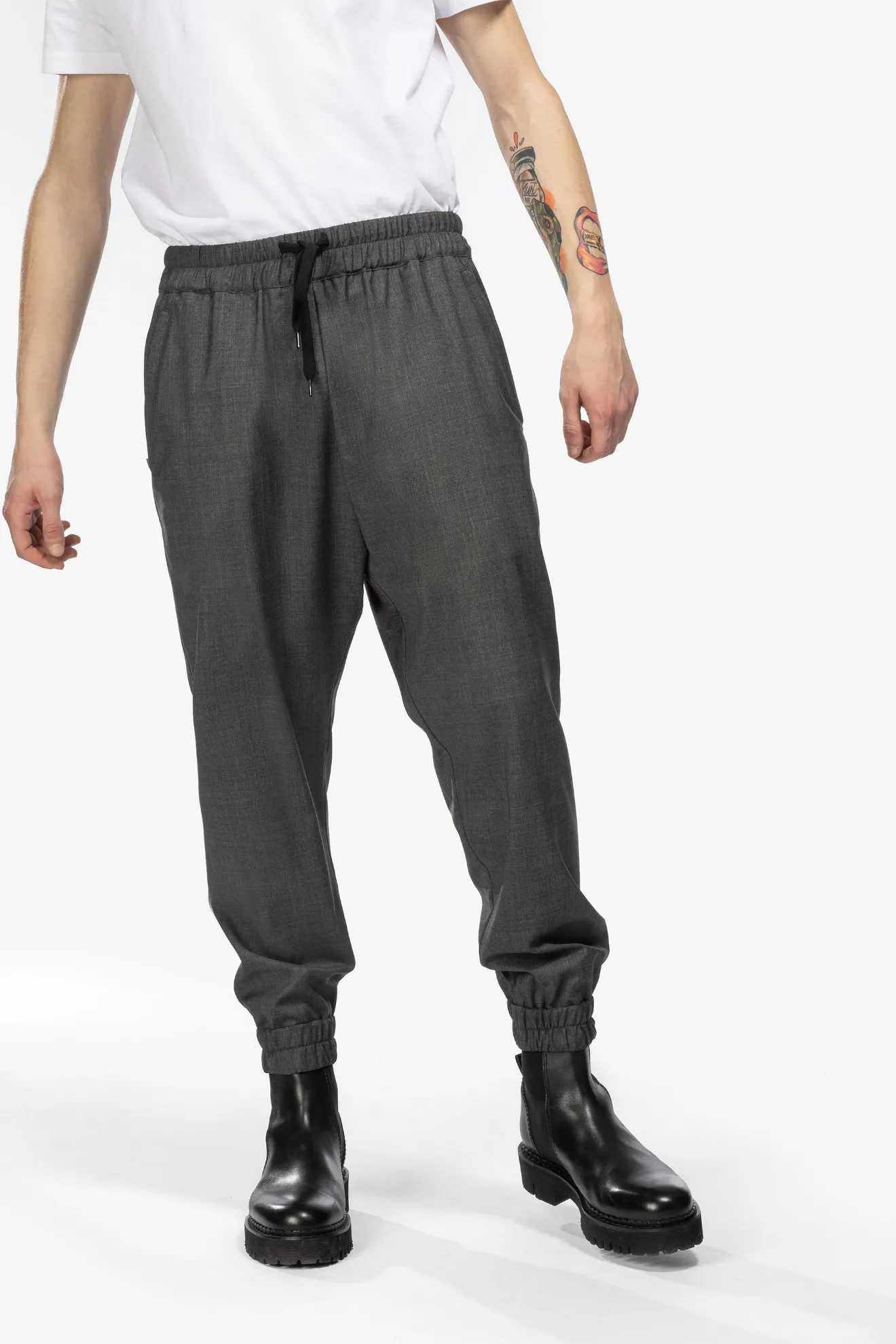 grey sweatpants no drawstring