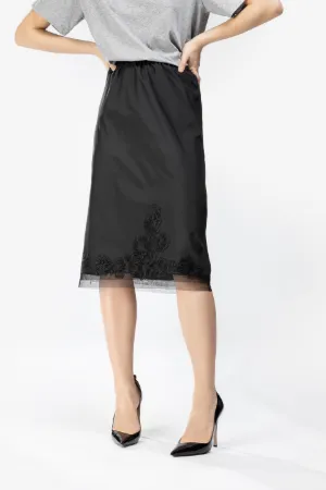floral embroidery pencil skirt