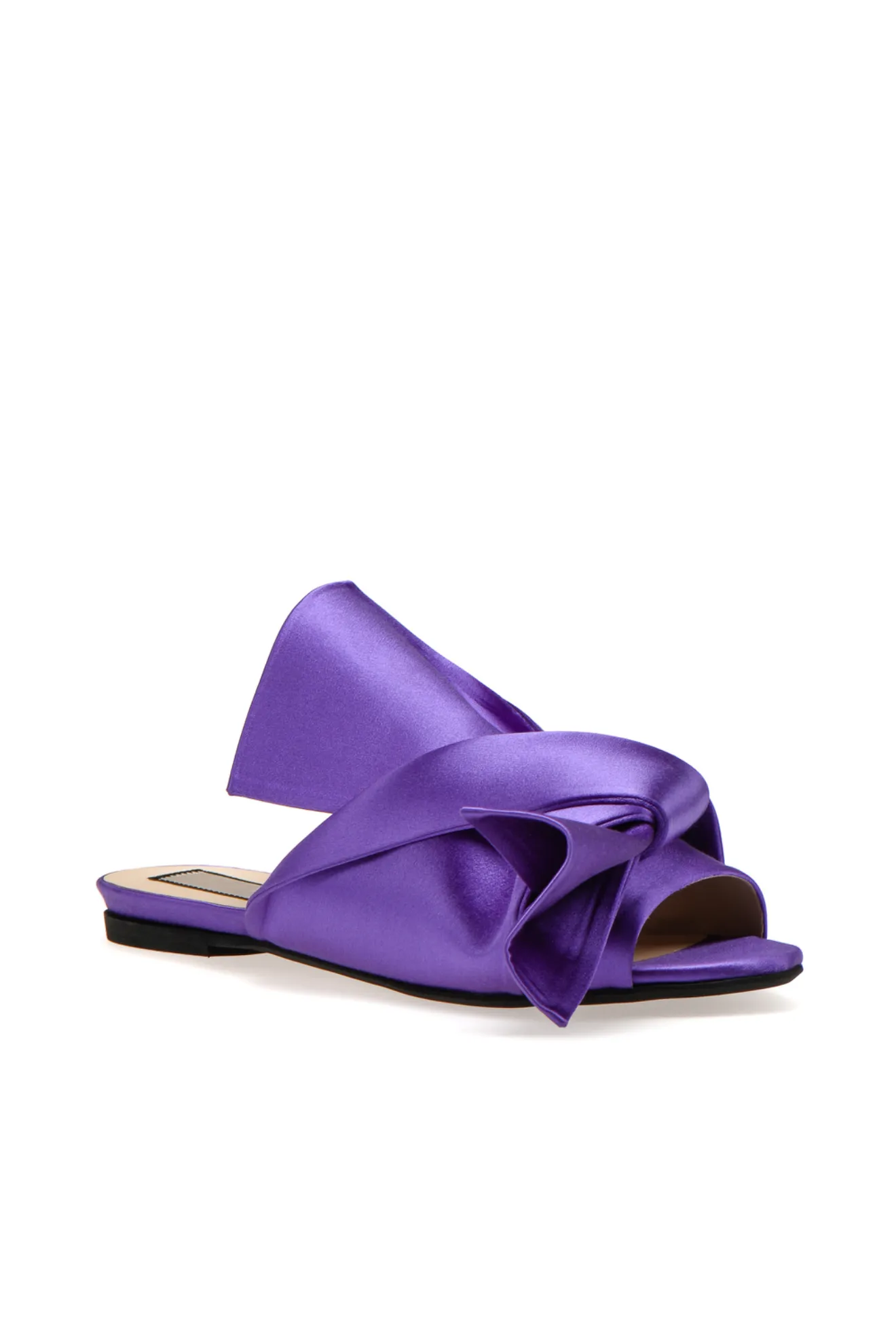 mule flats with bow