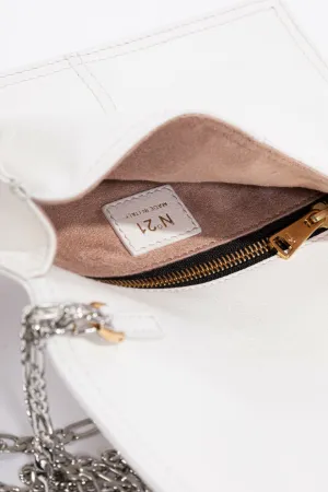 Small Logo Pochette
