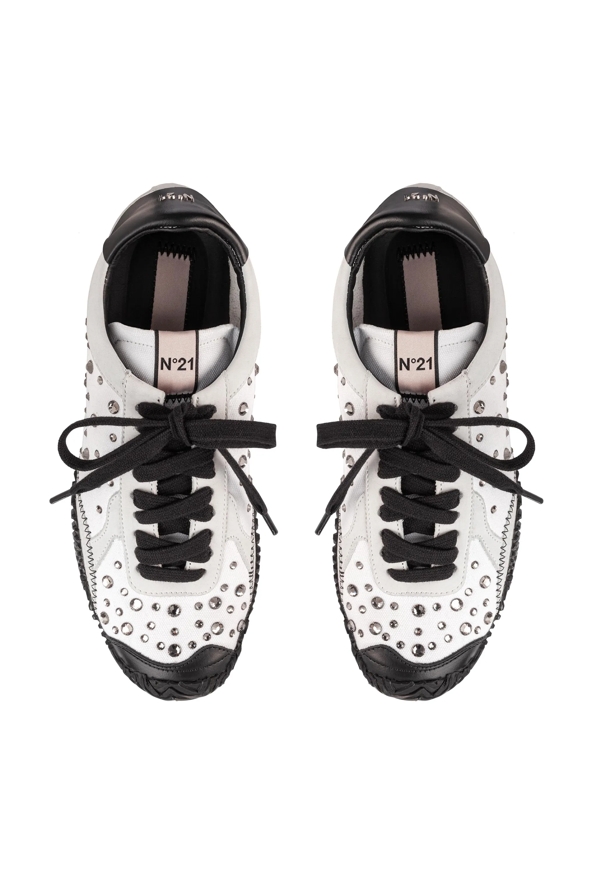 sneaker quick strike