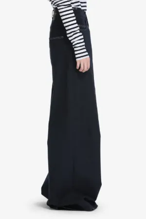Wide-Leg Jeans