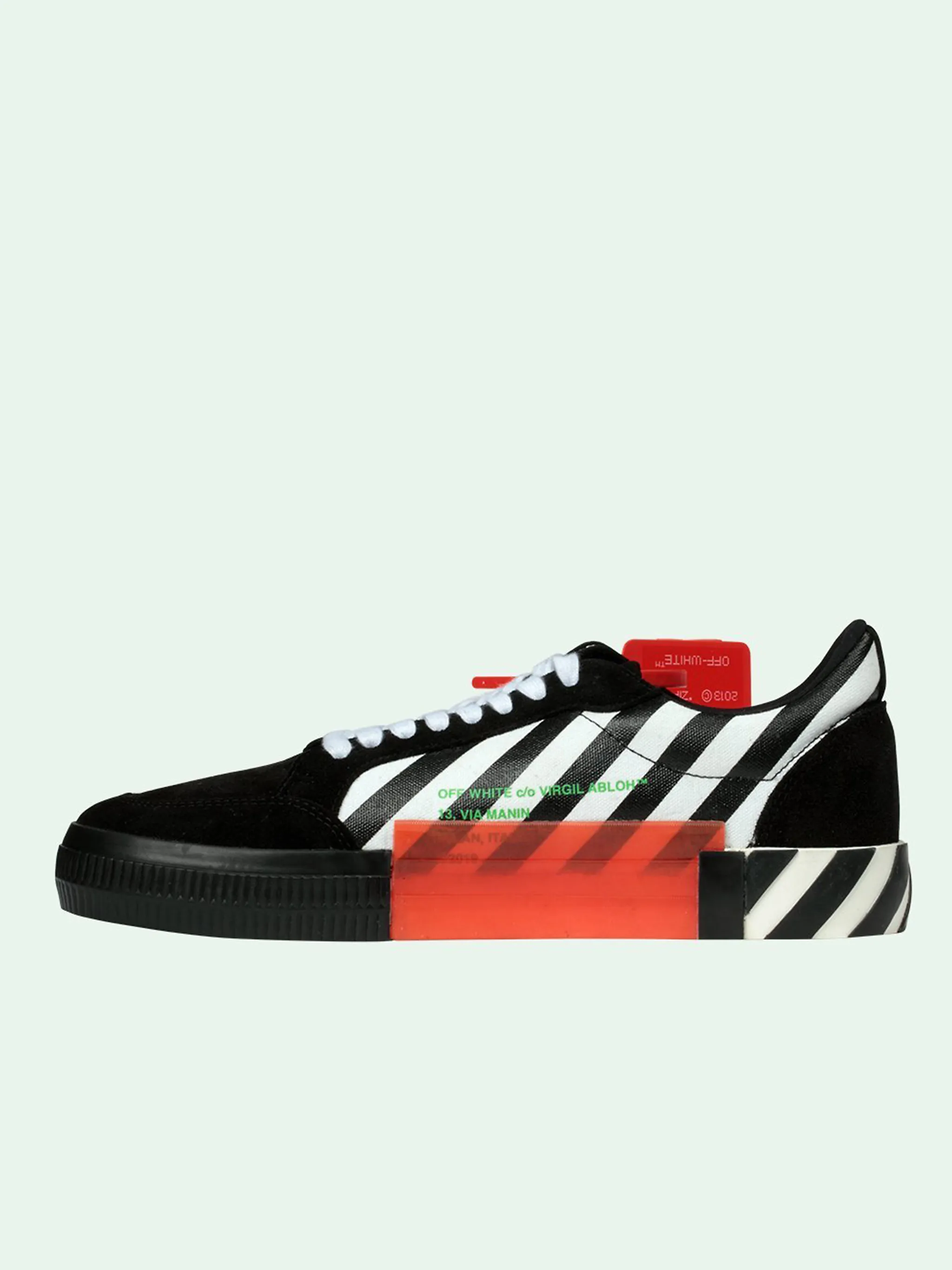 off white arrow low