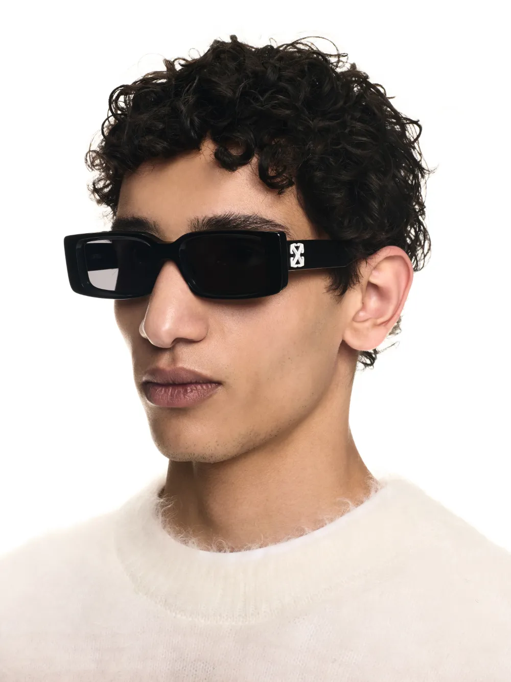 Arthur Sunglasses in black | Off-White™ Official IN