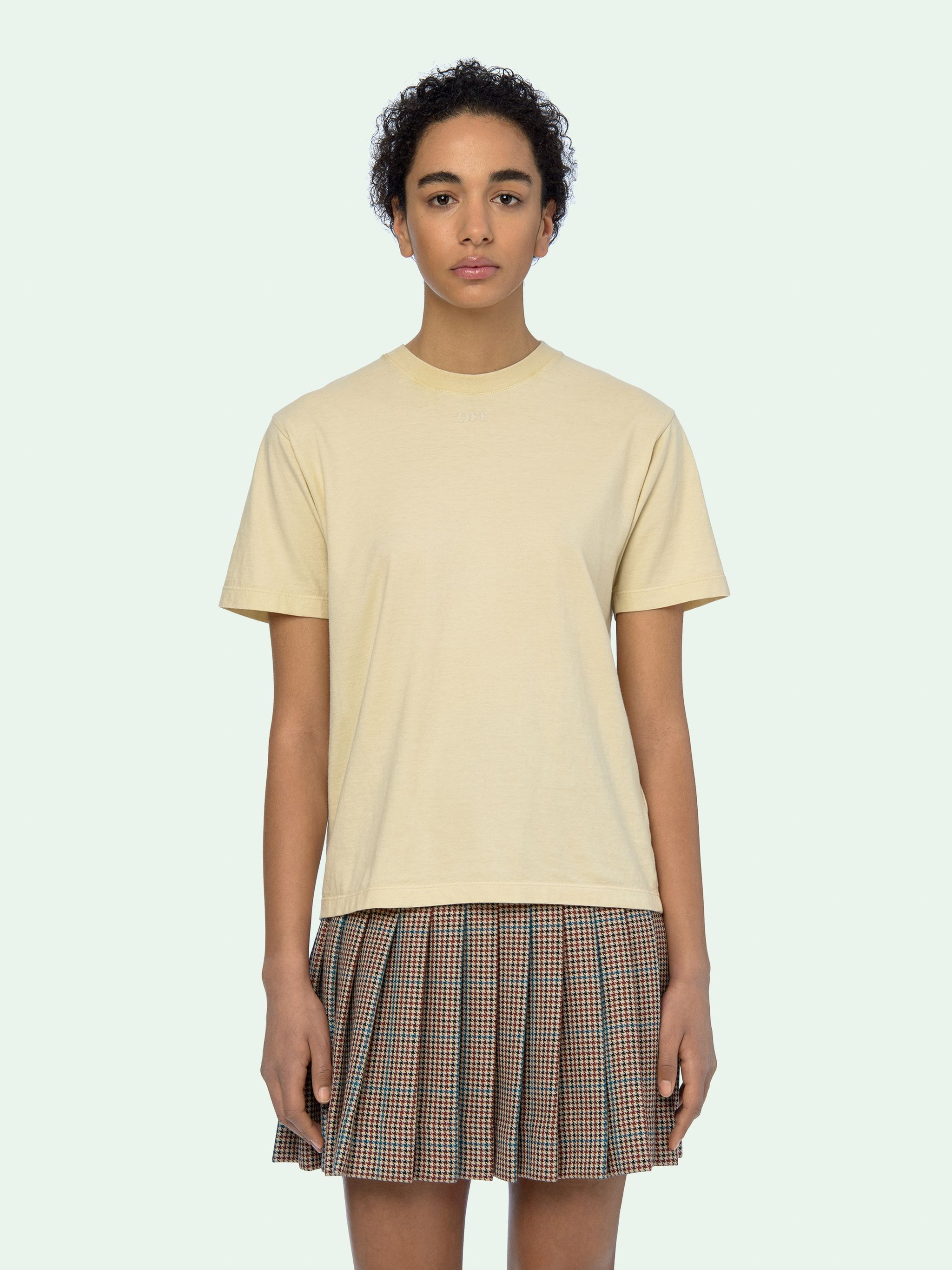 beige t shirt